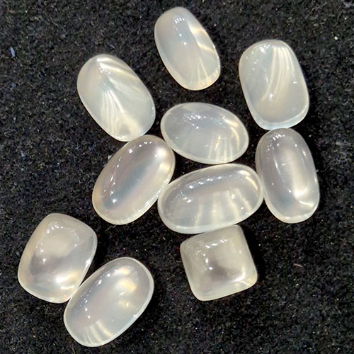 Ceylonese Moon Stone (Best Quality)